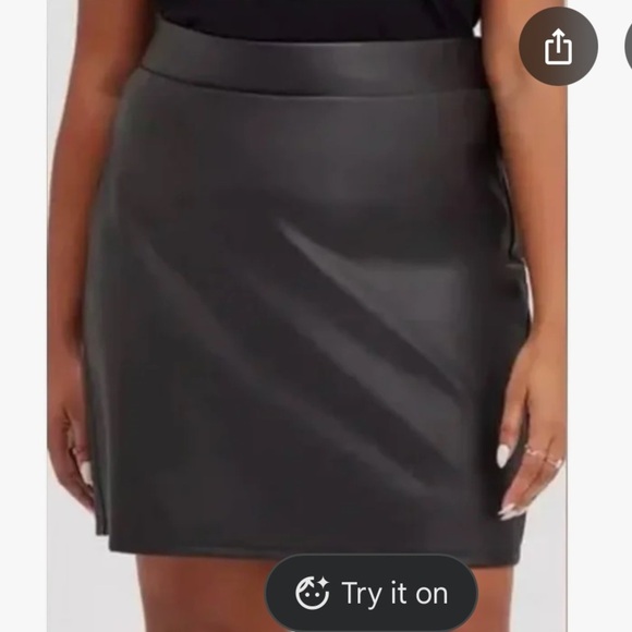 Torrid Women's High Waisted Black Faux Leather Pencil Skirt - Picture 1 of 11